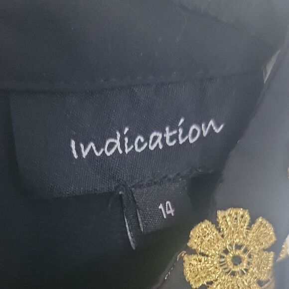 Beautiful 3d Embroidered Gold Dress - Picture 3 of 4